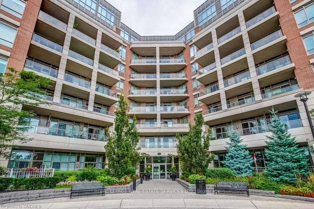 421 2480 Prince Michael Dr, Oakville Terminated, W6130092 Condos.ca