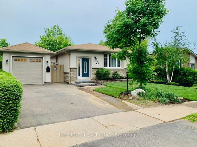 112 Rutherford Rd N, Brampton ON | Property.ca