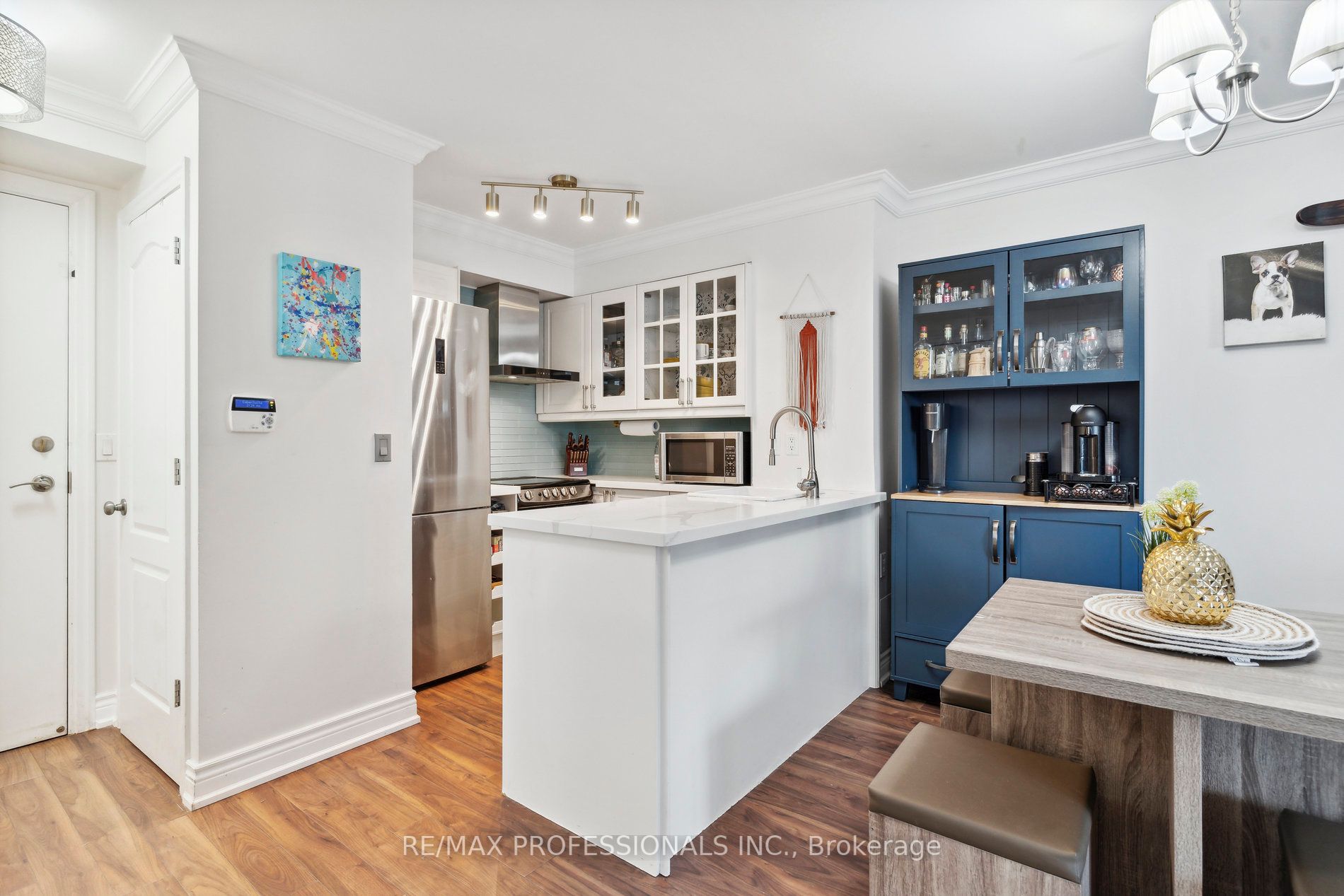 1010 2121 Lake Shore Blvd W, Etobicoke Sold, W6622752 Condos.ca