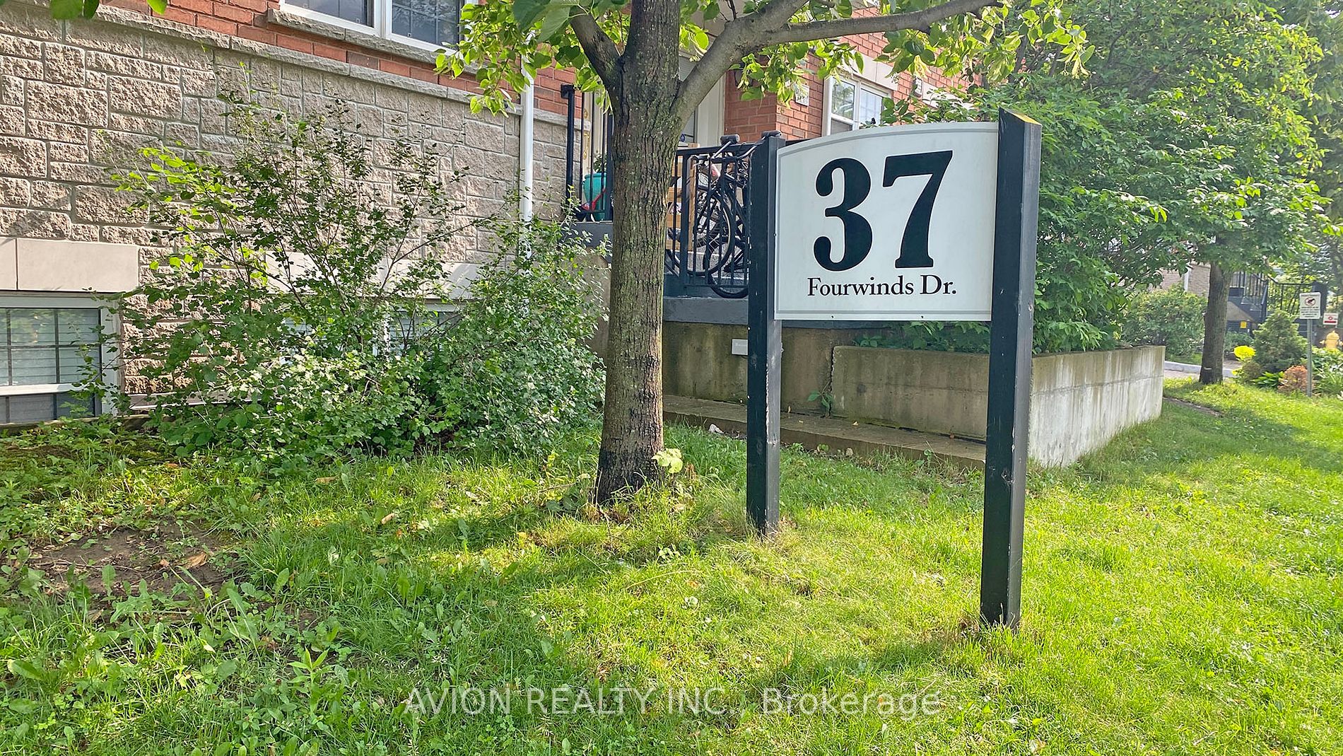 111 37 Four Winds Dr, North York Expired, W6625478 Condos.ca
