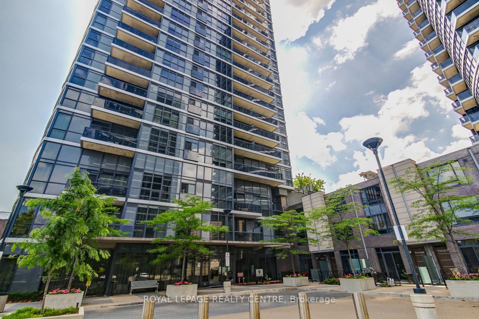 2510 9 Valhalla Inn Rd, Etobicoke Sold, W6665472 Condos.ca