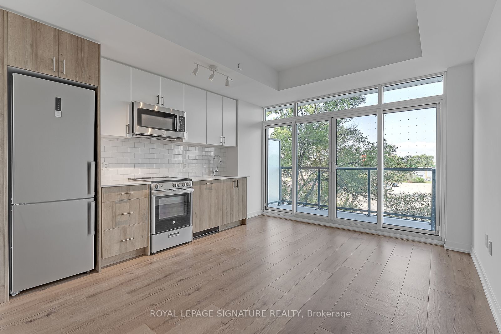 319 1195 The Queensway, Etobicoke Terminated, W6665728 Condos.ca