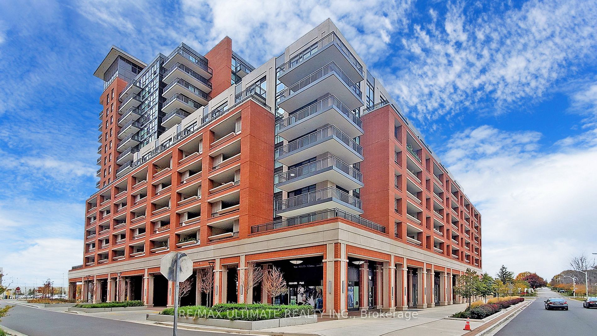 210 3091 Dufferin St, North York Sold, W6694316 Condos.ca