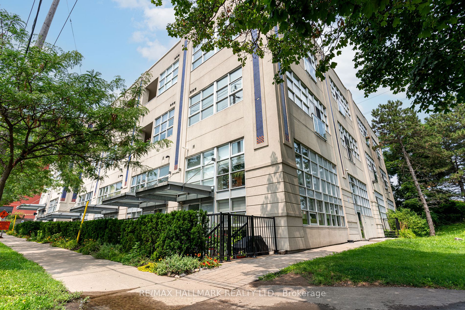 301 550 Hopewell Ave, York Leased, W6695268 Condos.ca