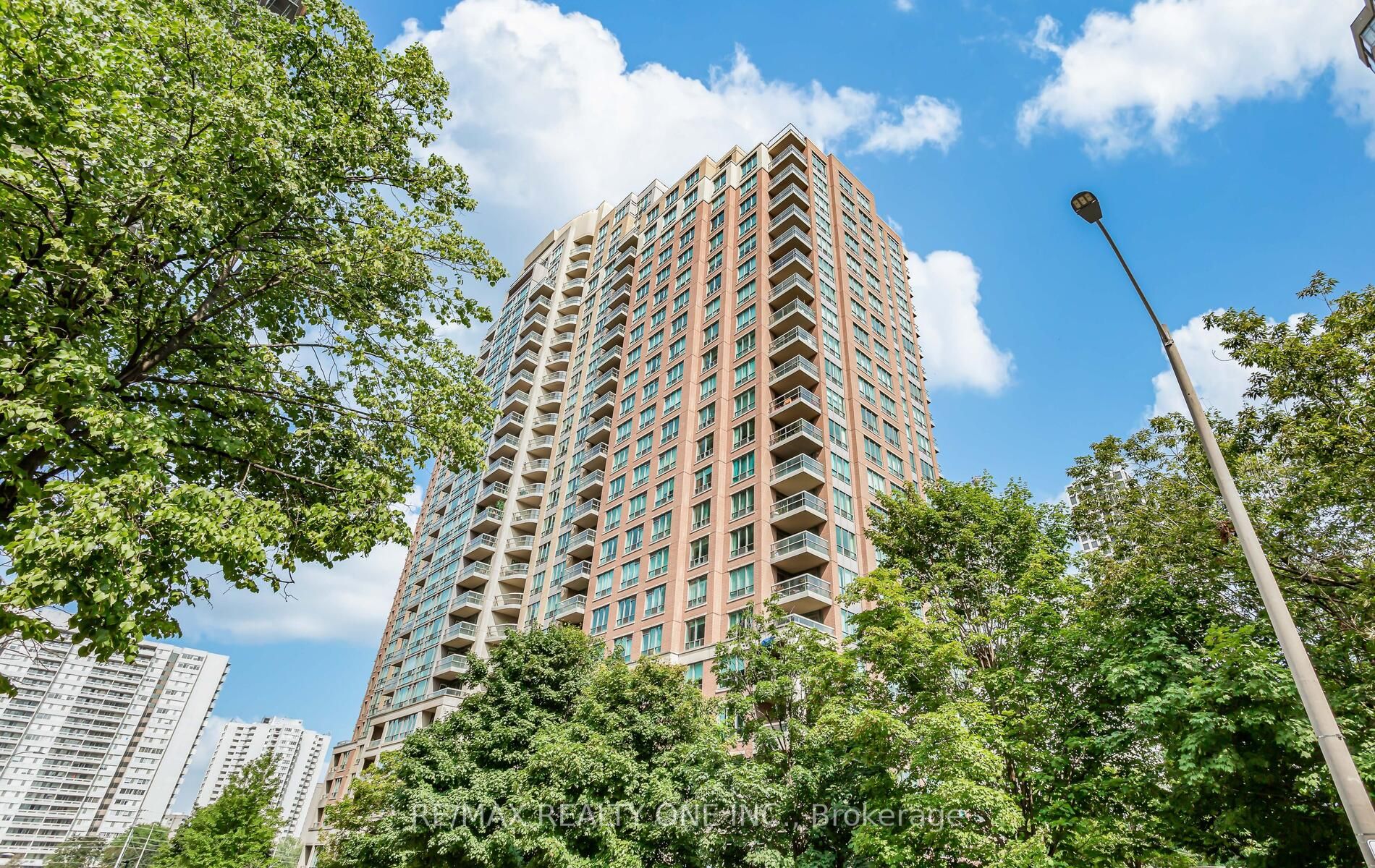 908 156 Enfield Pl, Mississauga Sold, W6695922 Condos.ca