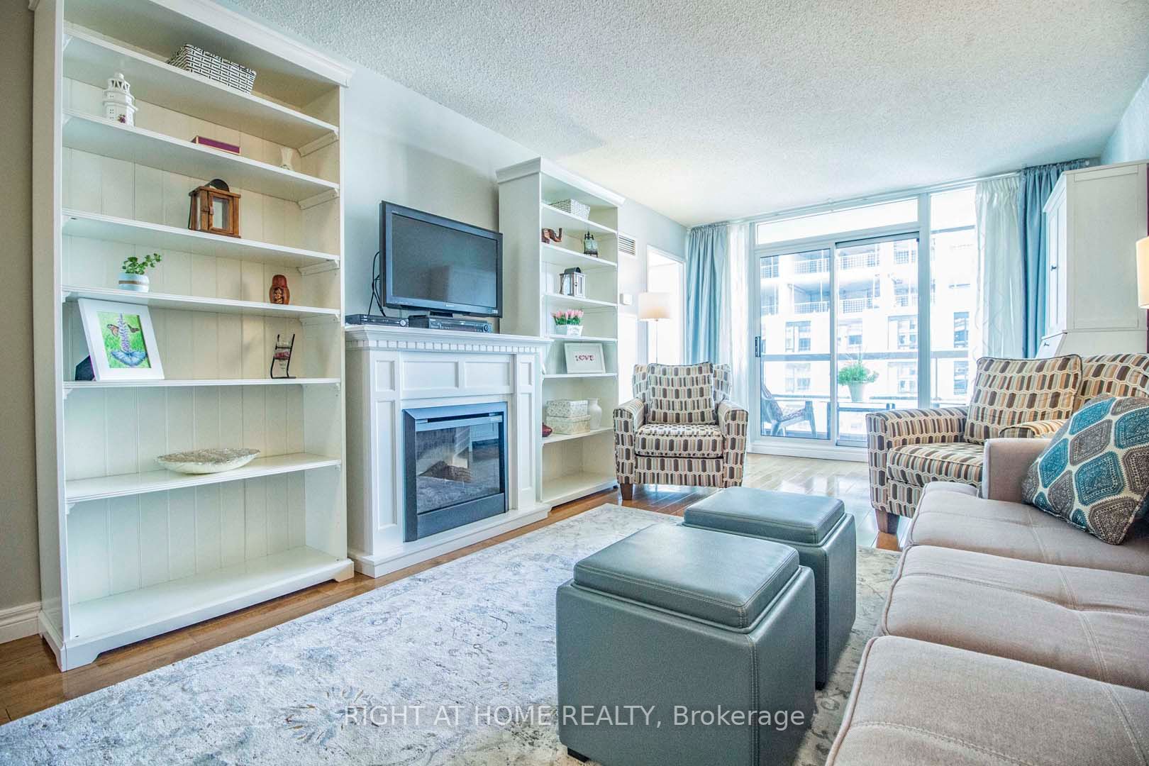 1901 156 Enfield Pl, Mississauga Sold, W6731634 Condos.ca