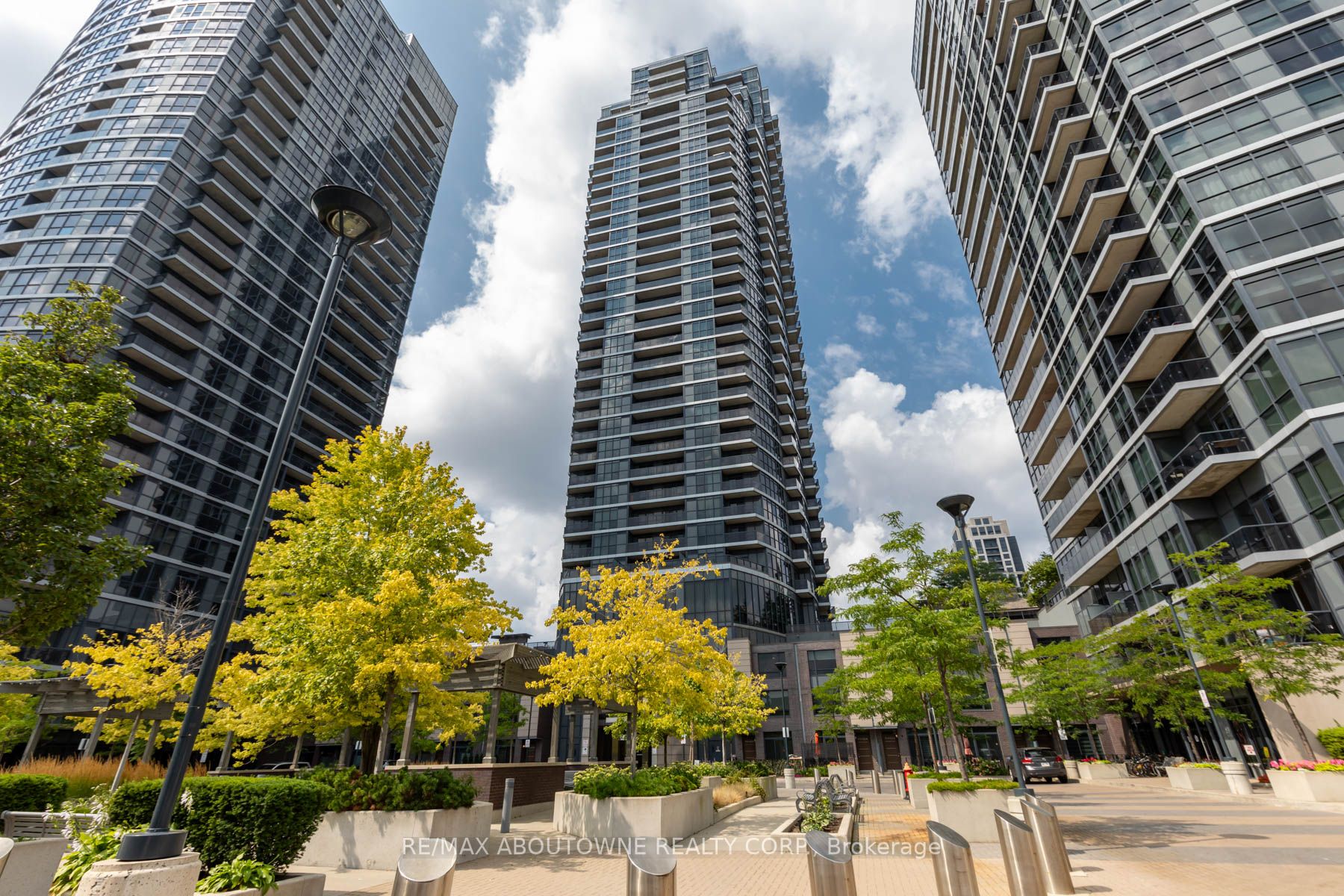 610 5 Valhalla Inn Rd, Etobicoke Expired, W6750968 Condos.ca