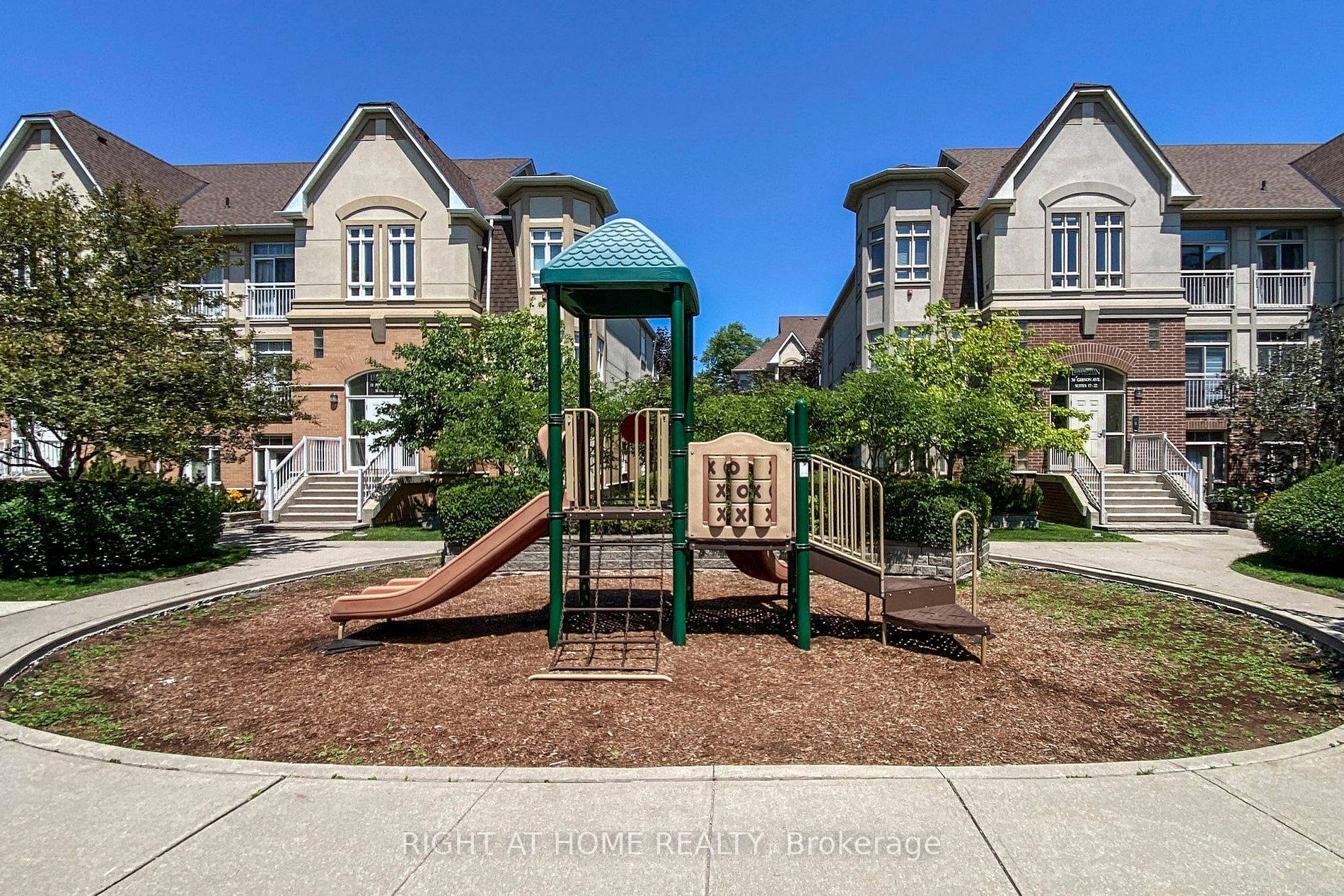16 38 Gibson Ave, Toronto For Sale 689,900 Property.ca