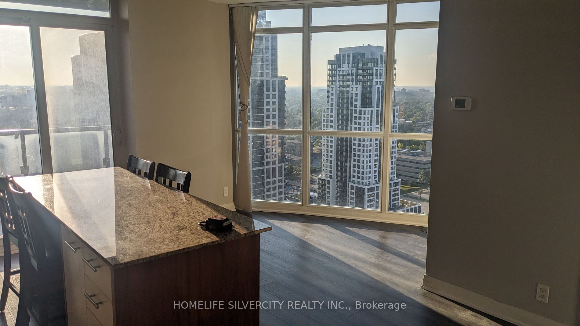 2510 5 Valhalla Inn Rd, Etobicoke Leased, W7005944 Condos.ca