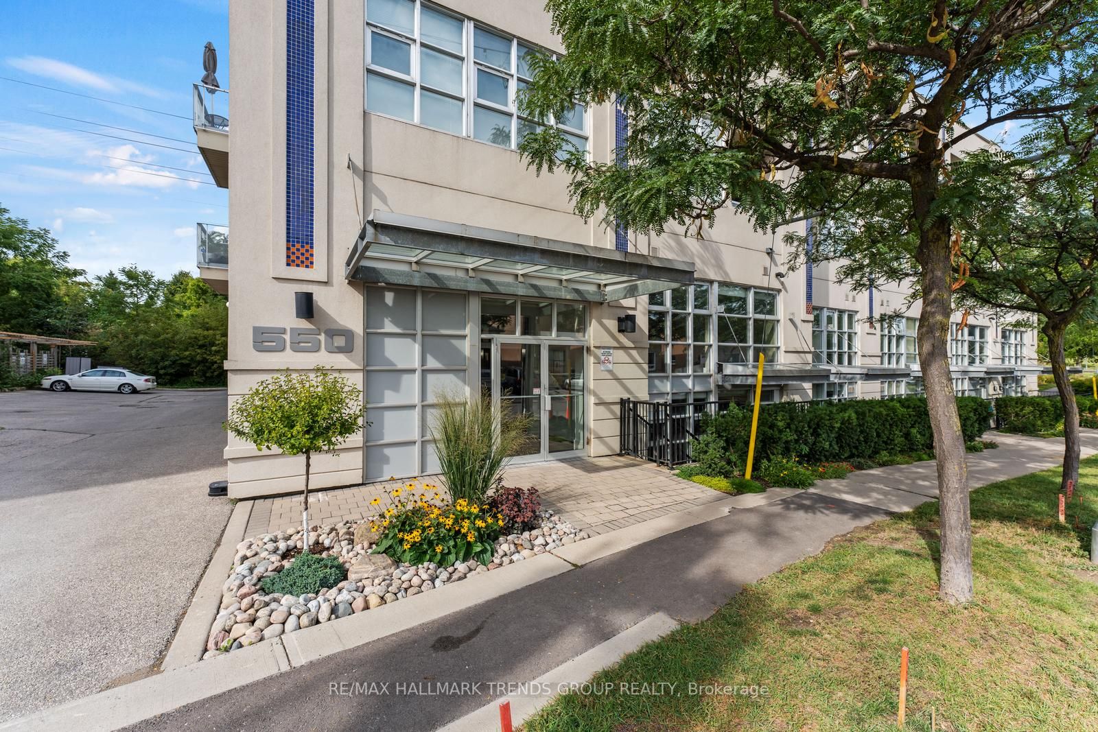 101 550 Hopewell Ave, York Sold, W7007204 Condos.ca