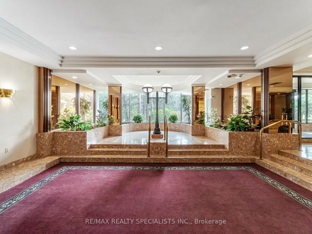 808 - 22 Hanover Rd, Brampton | Terminated, W7026108 | Condos.ca