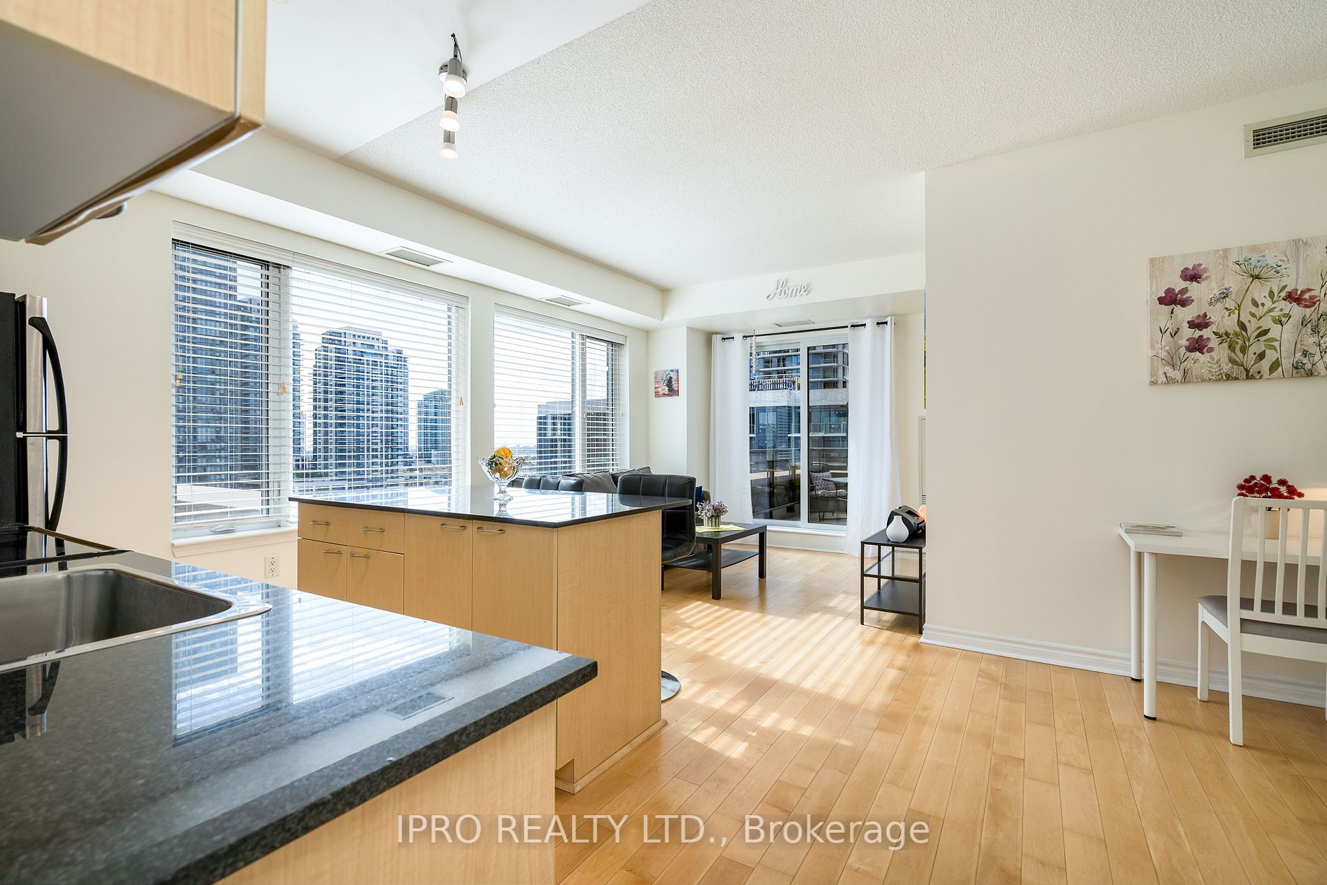 908 385 Prince Of Wales Dr, Mississauga Sold, W7218332 Condos.ca