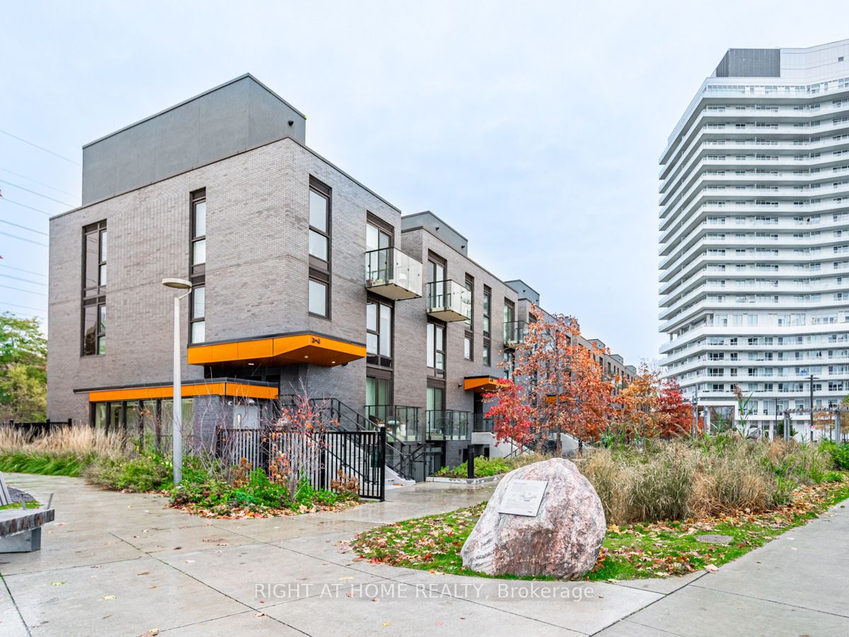 TH4 - 10 Brin Dr, Etobicoke | Sold, W7295286 | Condos.ca