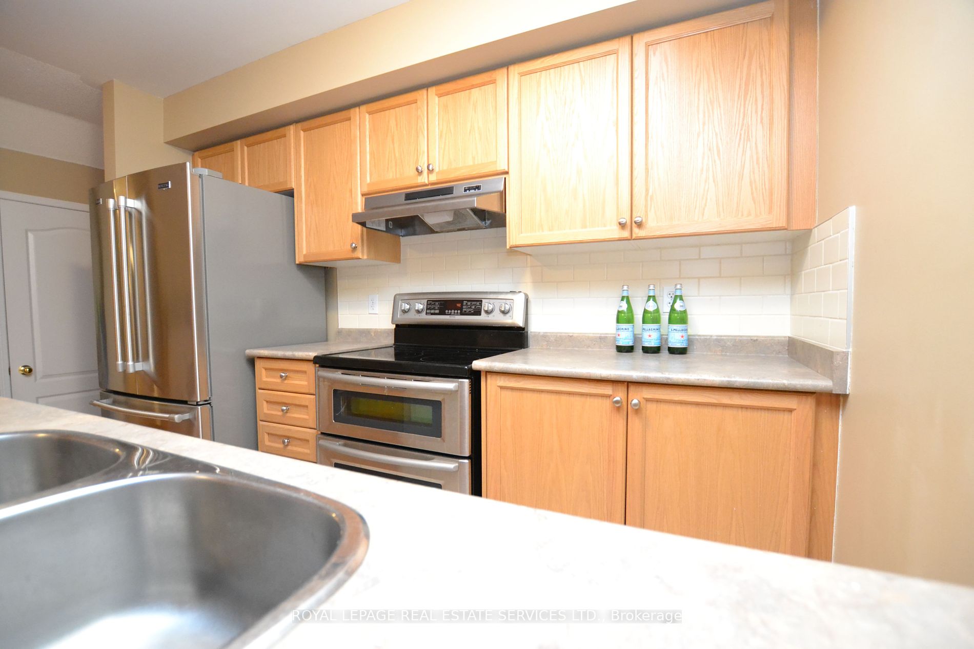 58 1489 Heritage Way, Oakville Leased, W7342368 Condos.ca