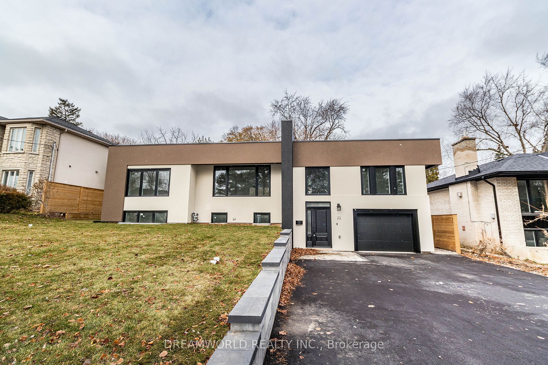 22 Yorkleigh Ave, Etobicoke For Sale 2,999,900 Property.ca