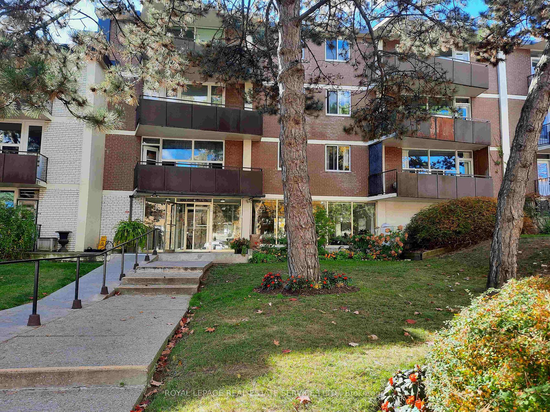 215 100 Coe Hill Dr, Toronto Leased, W7348872 Condos.ca