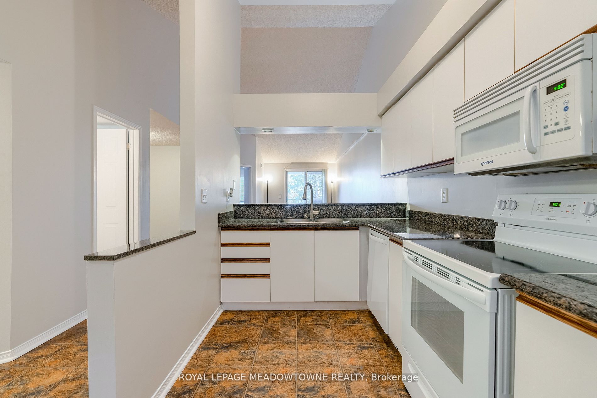 197 103 Bristol Rd E, Mississauga Leased, W7365364 Condos.ca