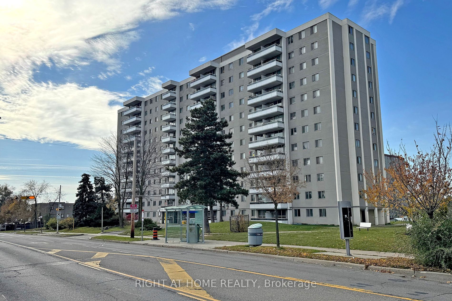 1212 940 Caledonia Rd, North York Sold, W8075896 Condos.ca