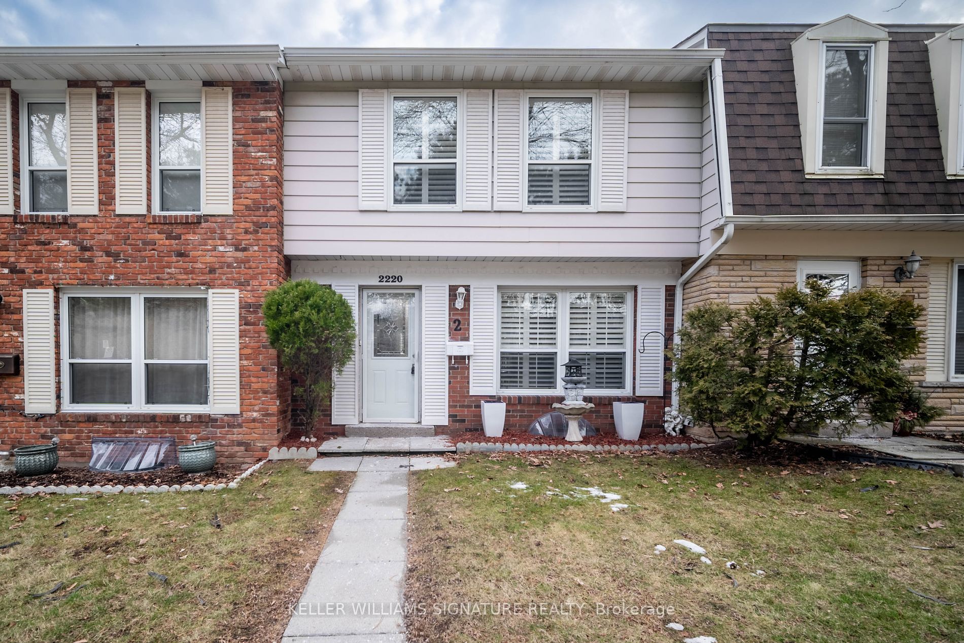 2 - 2220 Upper Middle Rd, Burlington | Sold, W8085416 | Condos.ca