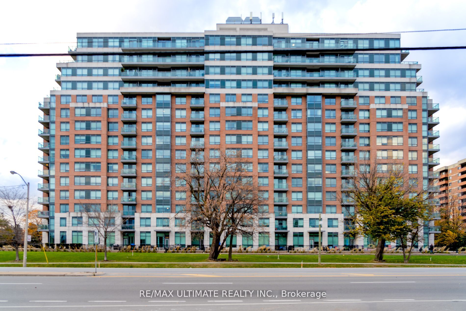 103 1403 Royal York Rd, Etobicoke Terminated, W8216082 Condos.ca