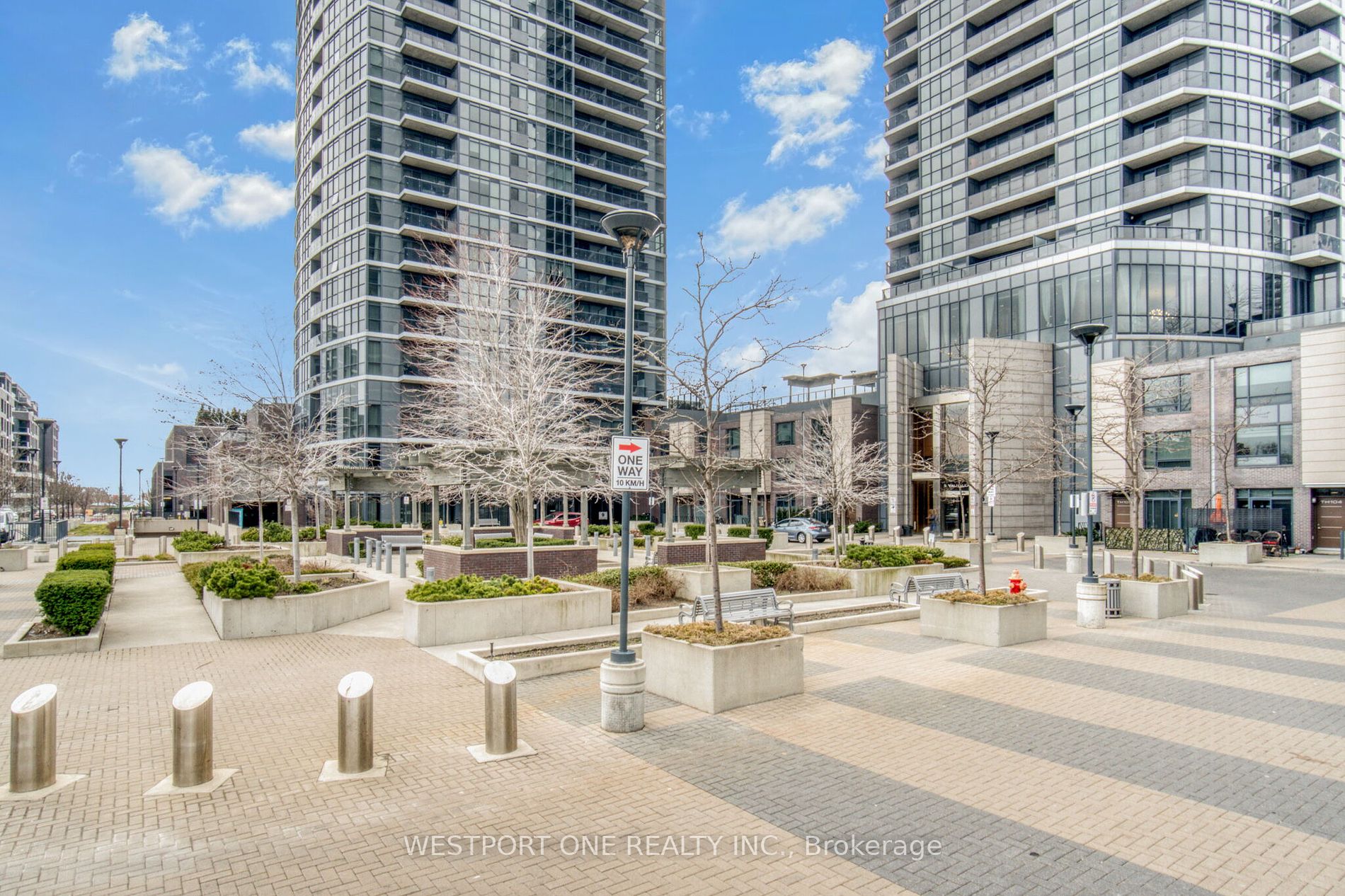 808 5 Valhalla Inn Rd, Etobicoke Terminated, W8218188 Condos.ca