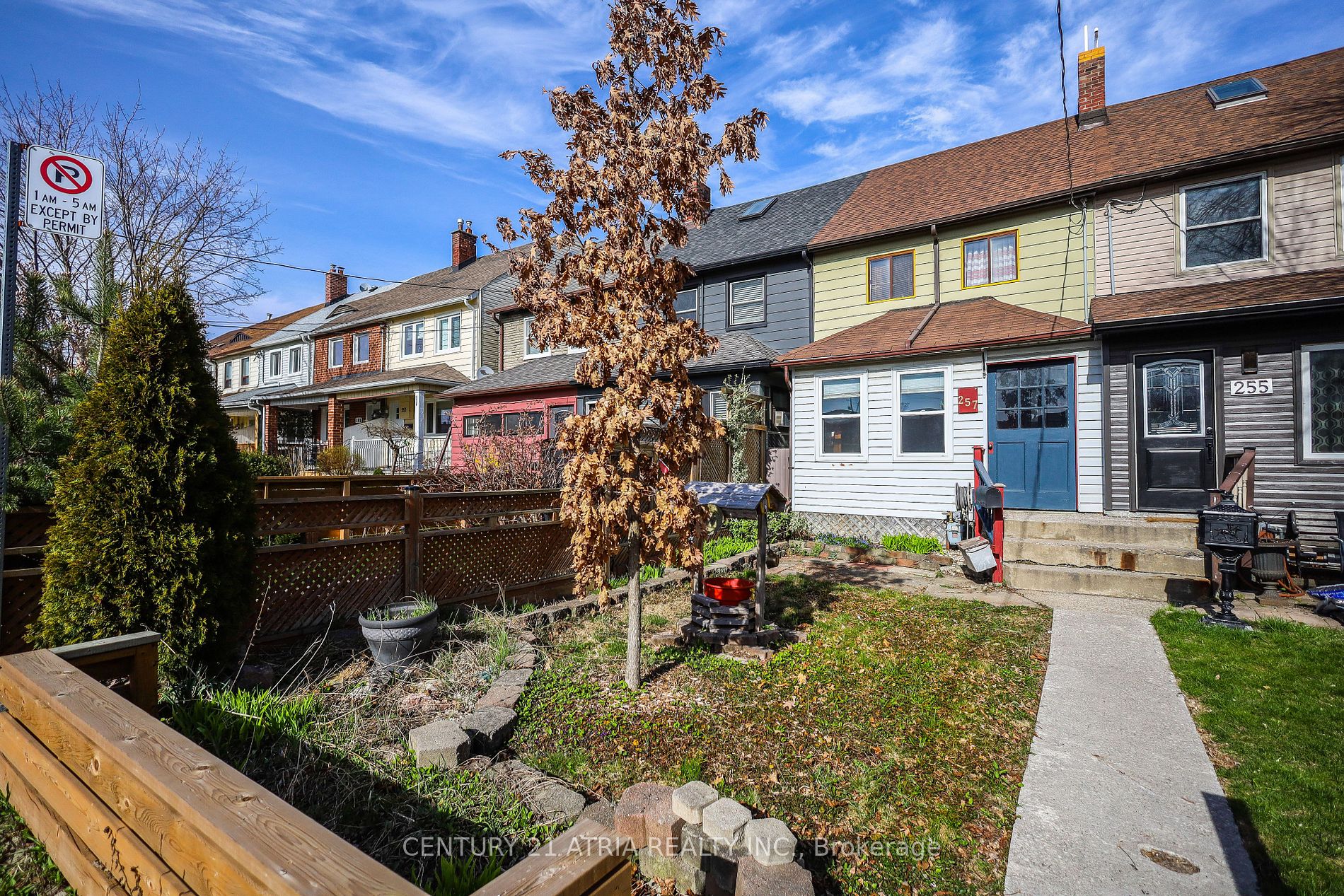 257 Sixth St W, Etobicoke For Sale 724,999 Property.ca