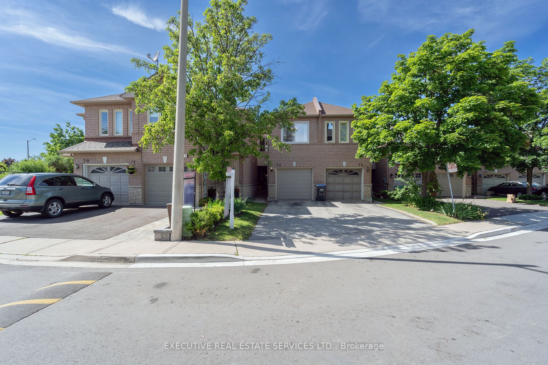 72 5420 Fallingbrook Dr, Mississauga For Sale 949,000 Condos.ca