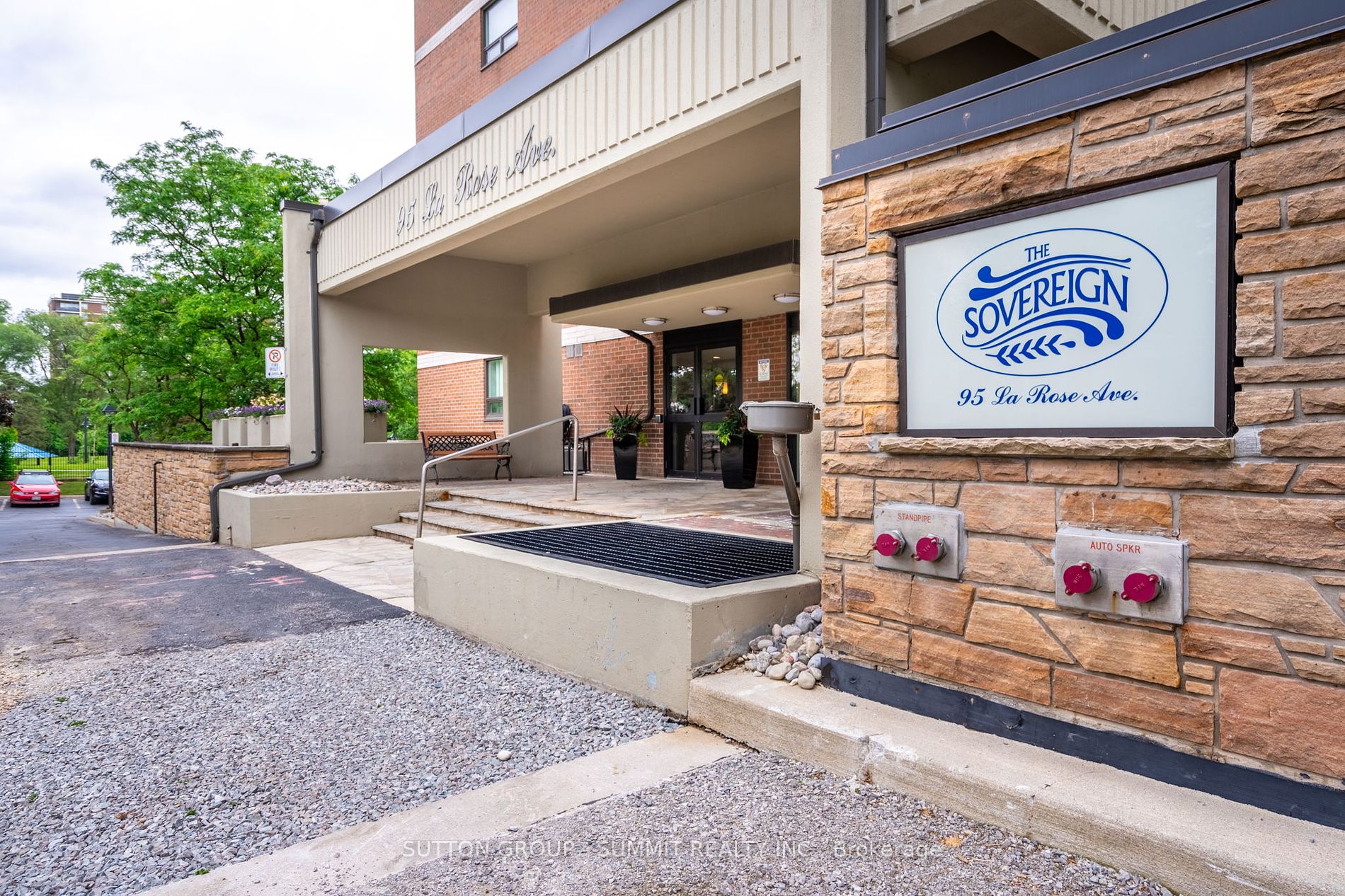 905 95 La Rose Ave, Etobicoke Sold, W8432976 Condos.ca