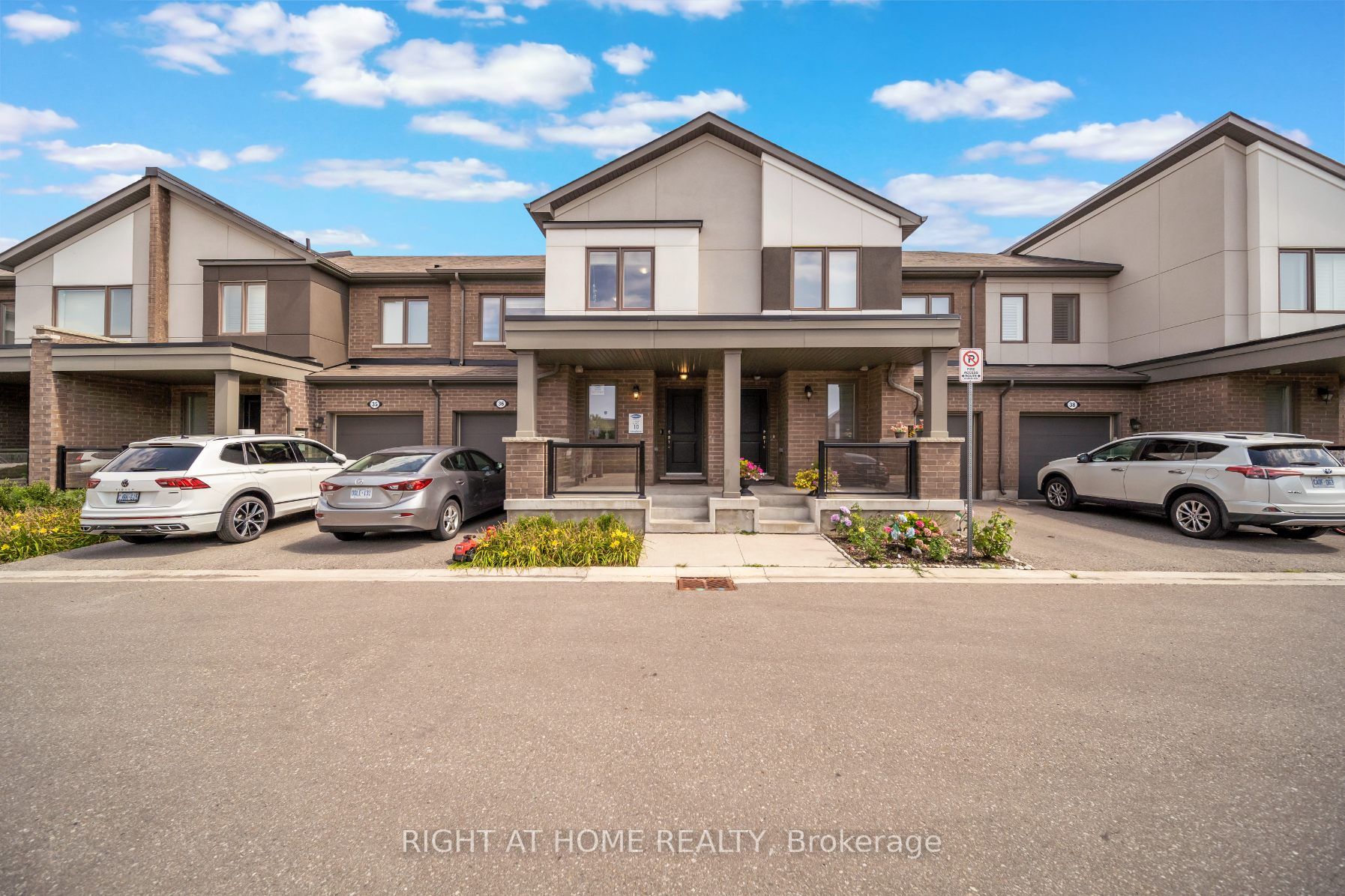 36 1125 Leger Way, Milton For Sale 1,049,000 Condos.ca