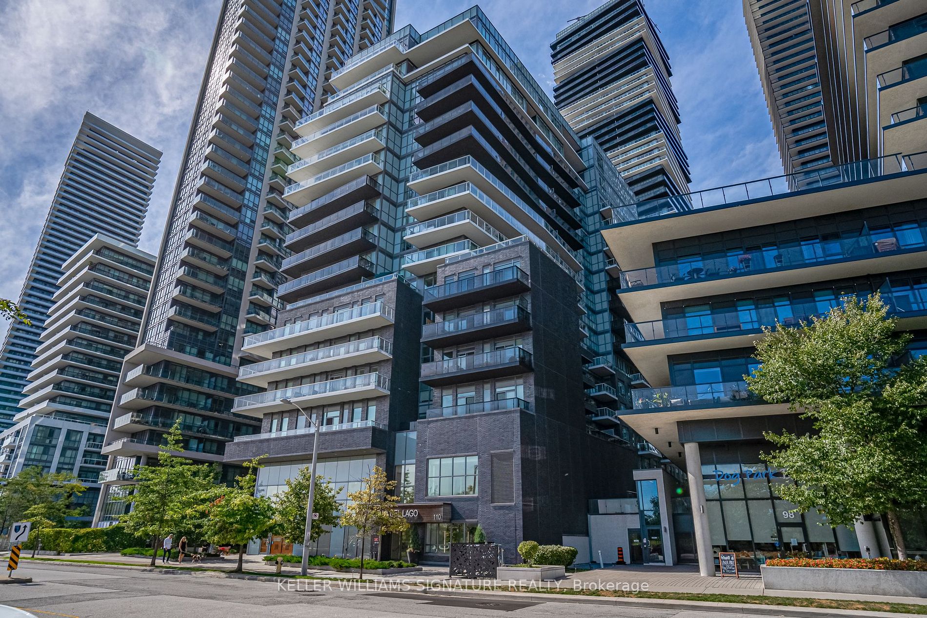 210 110 Marine Parade Dr, Etobicoke For Sale 629,000 Condos.ca