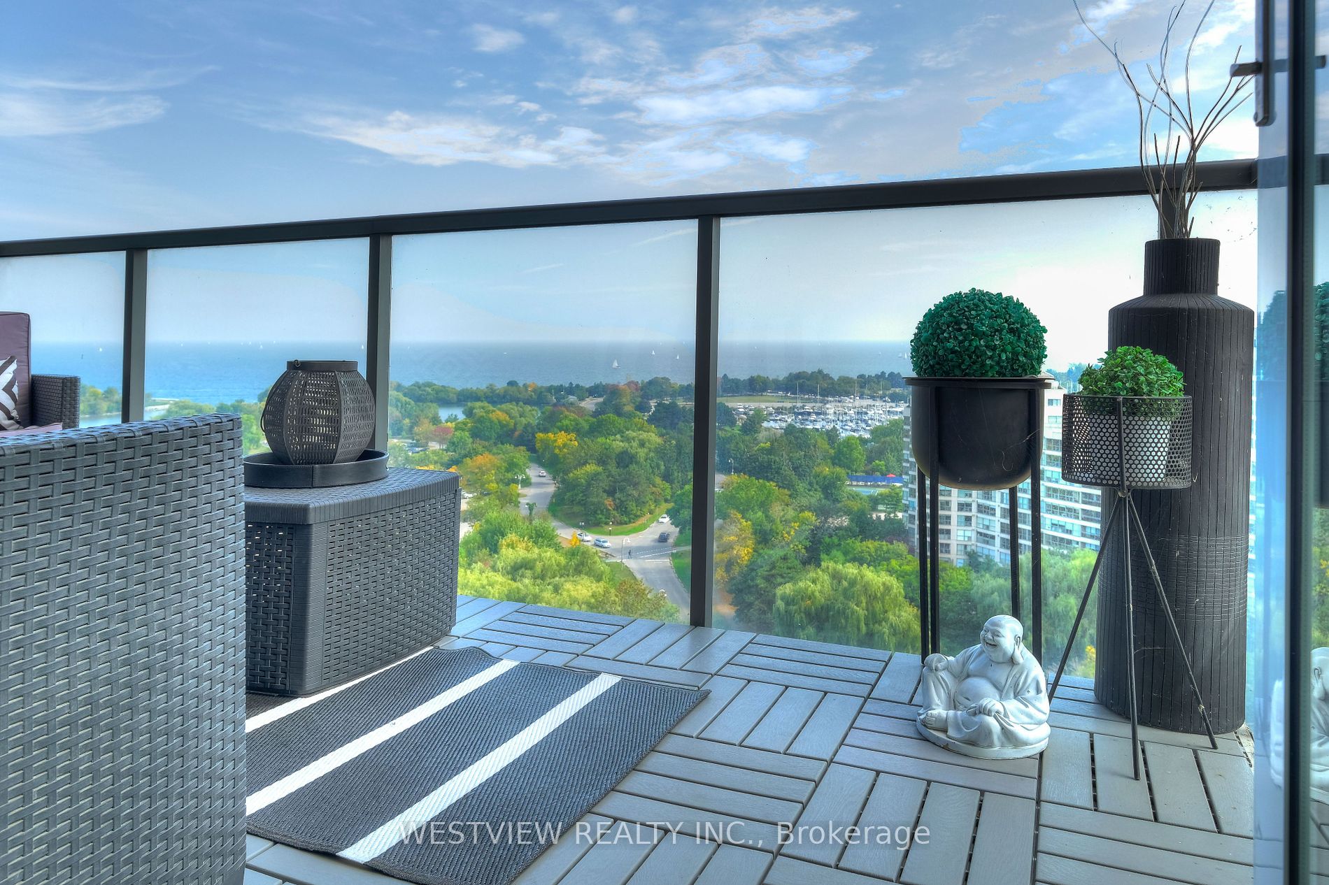 1502 2230 Lake Shore Blvd, Etobicoke For Sale 712,000 Condos.ca