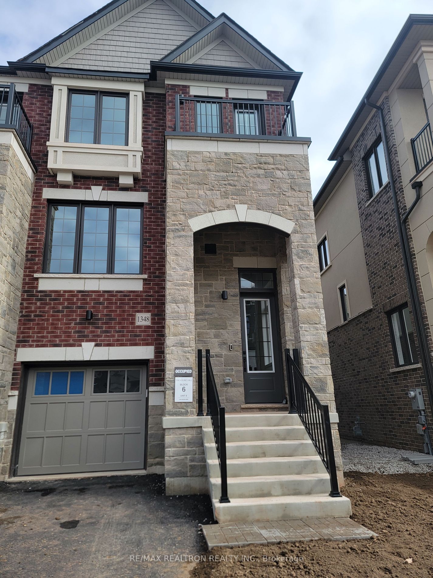 1348 Kobzar Dr, Oakville For Rent 4,000 Condos.ca