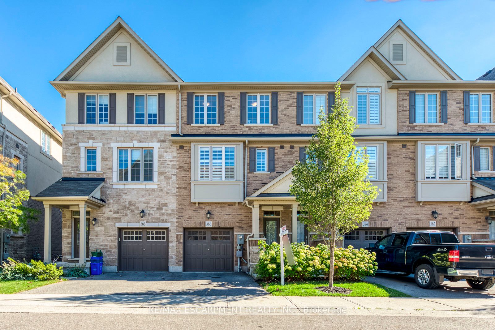 386 Belcourt Common, Oakville For Sale 1,150,000 Condos.ca