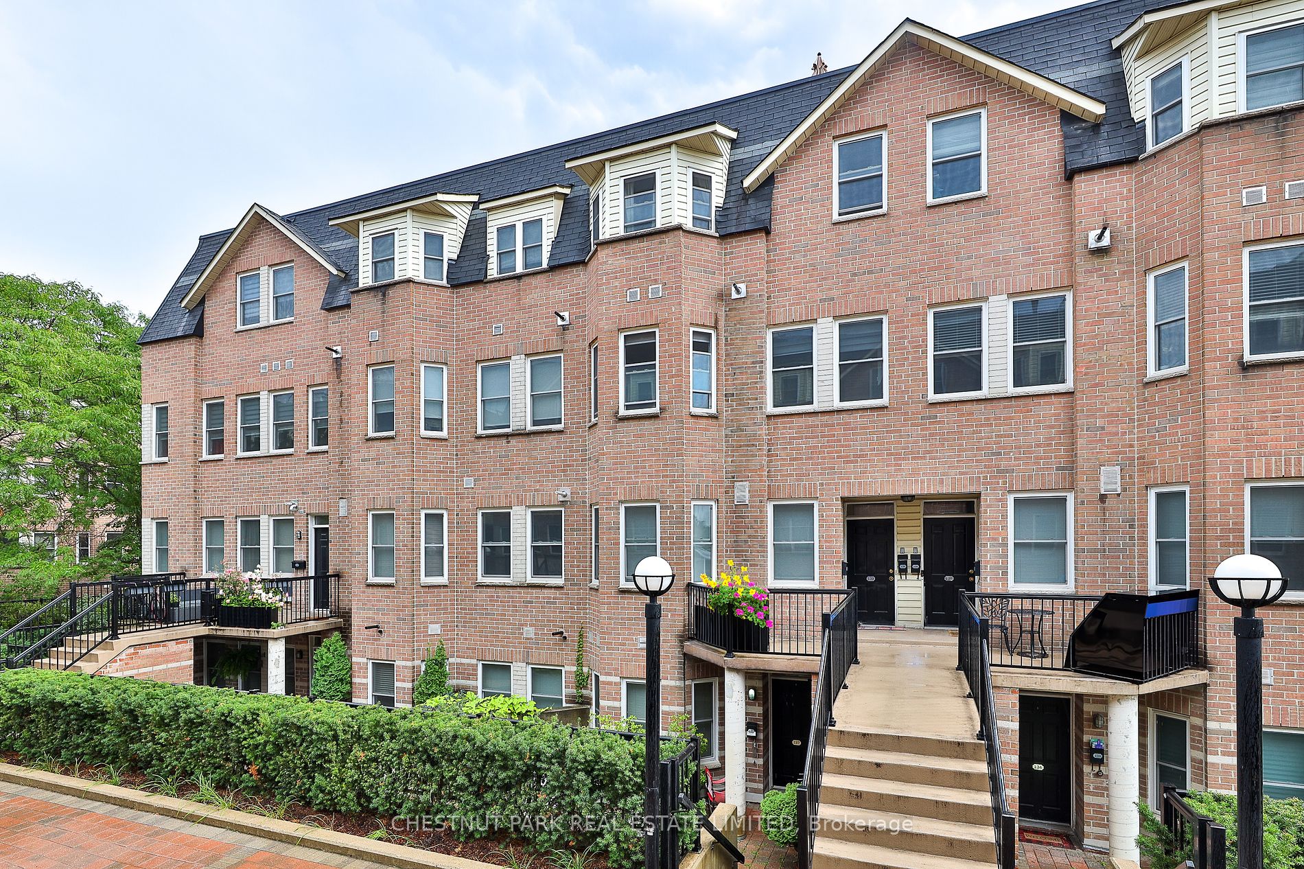 139 760 Lawrence Ave W, North York For Sale 749,000 Condos.ca