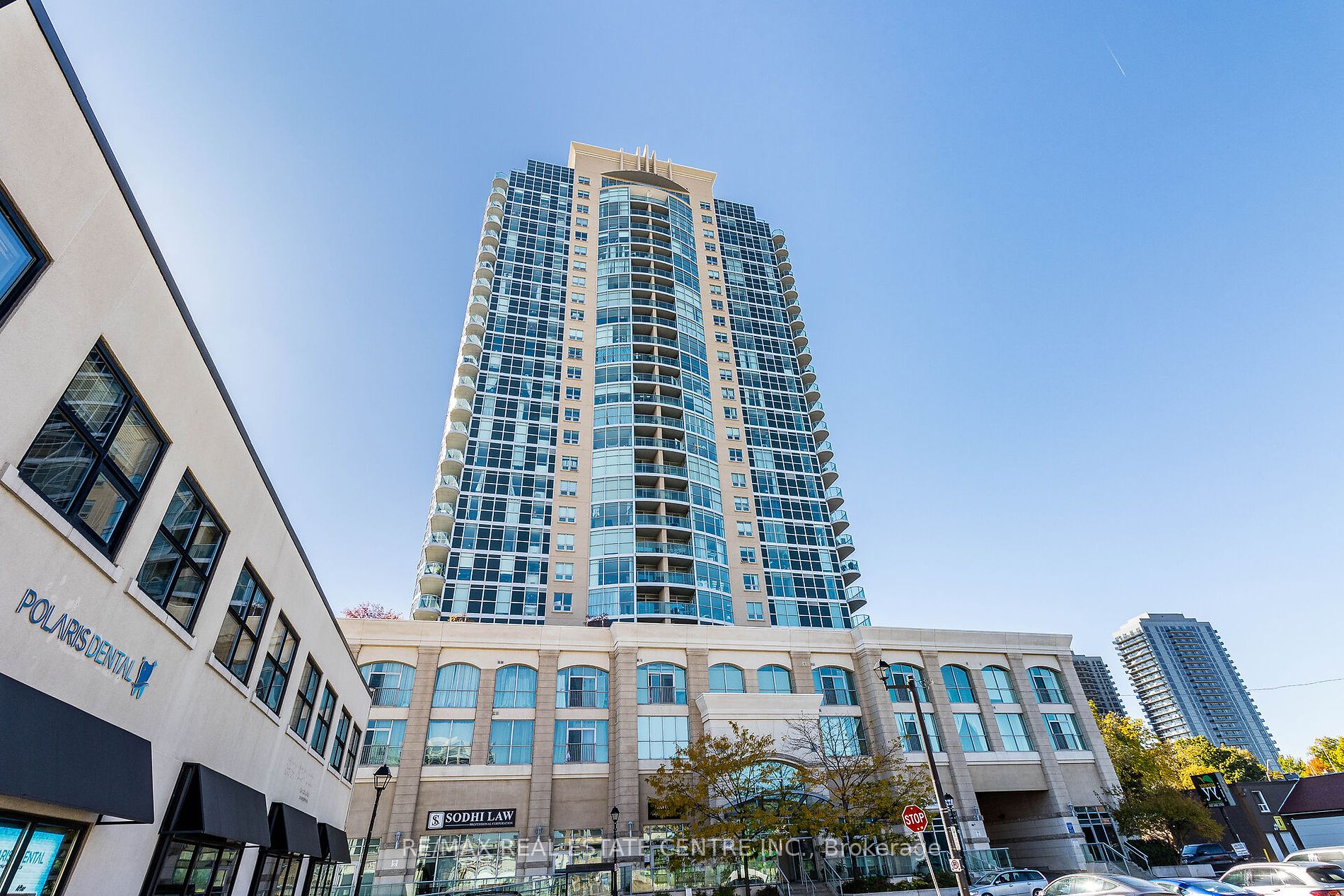 907 9 St, Brampton For Sale 508,888 Condos.ca