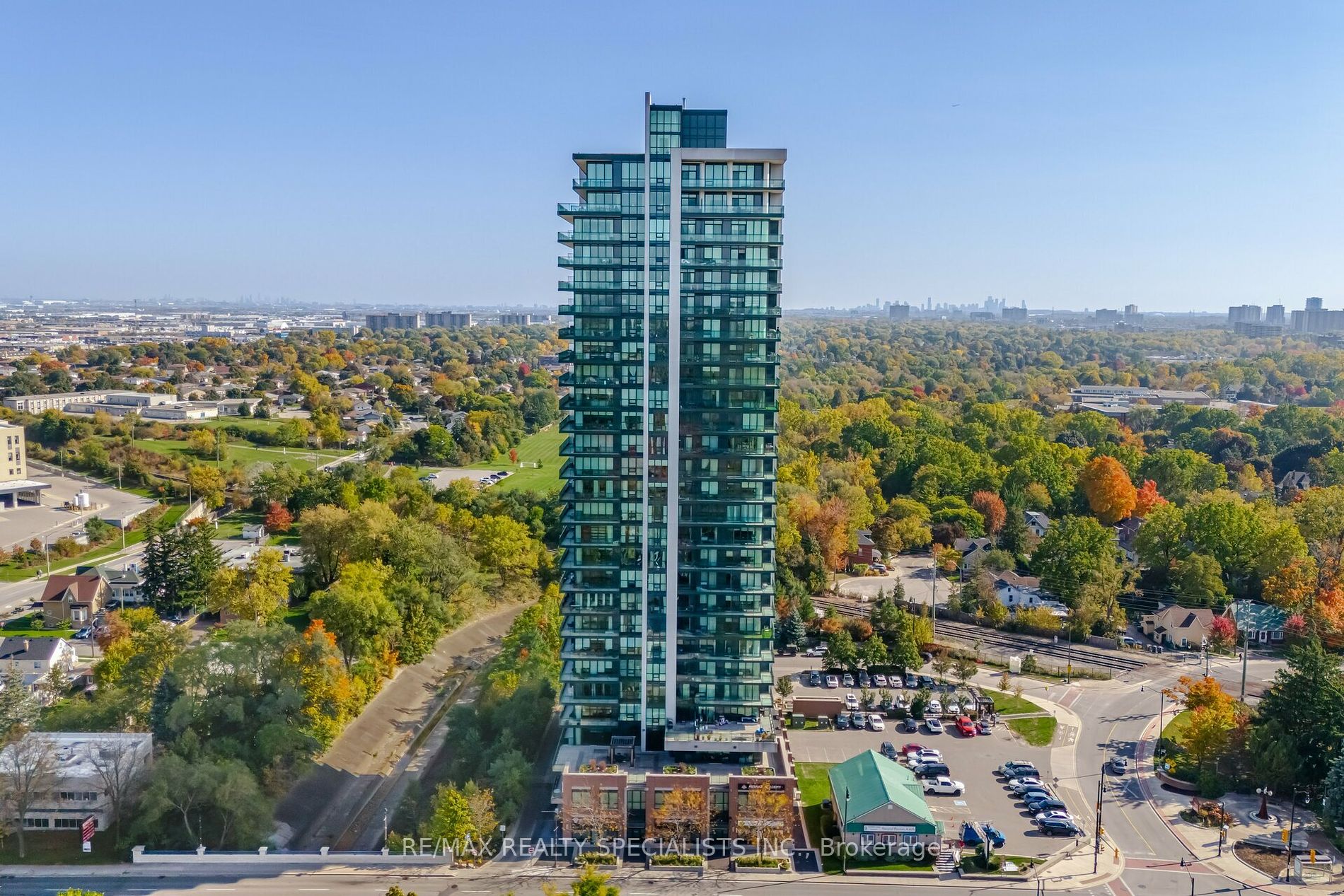 1806 100 John St, Brampton For Sale 569,900 Condos.ca