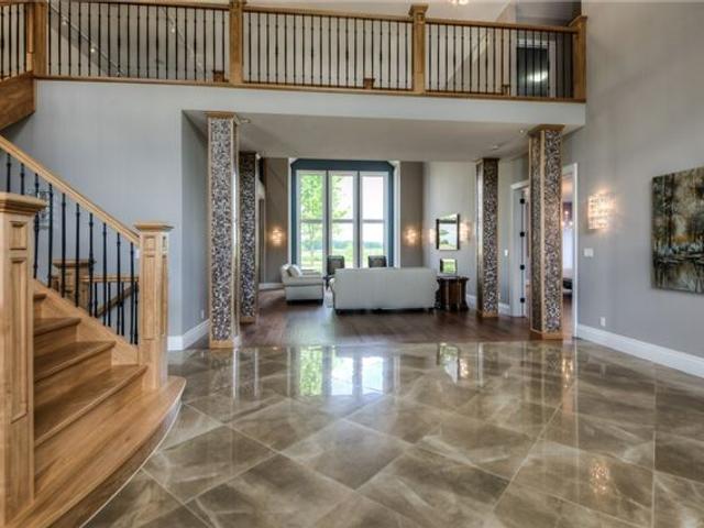 1649 Northumberland St