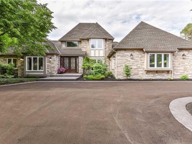 28 Deerpath Crt