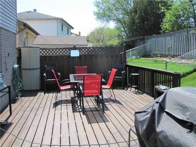 559 Drummerhill Cres