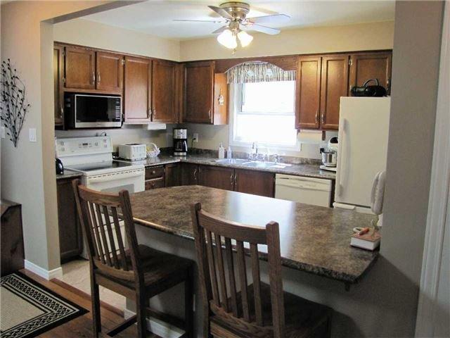 559 Drummerhill Cres