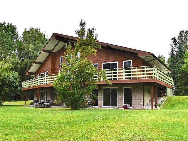 1650 Paquette Rd