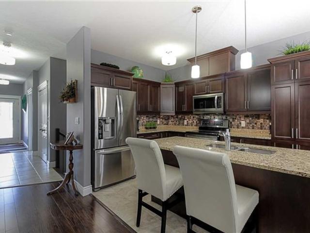 11 - 1500 Montrose Ave
