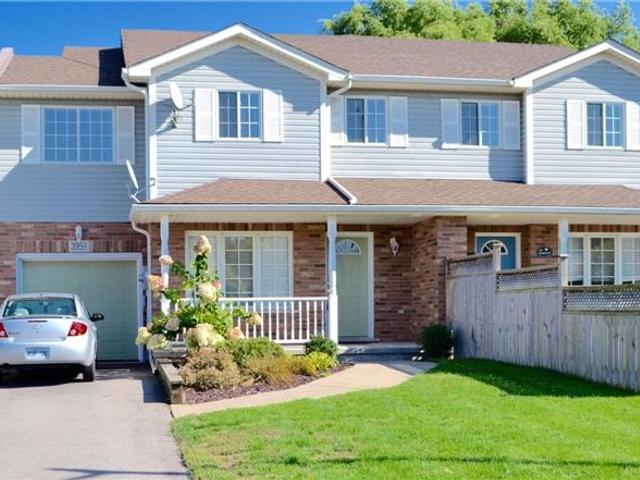 3959 Azalea Cres