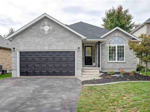 561 Waterton Crt