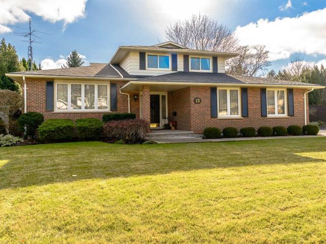 13 Colonel Butler Cres