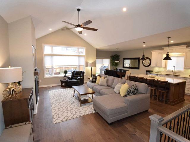 20 Birchmount Ave