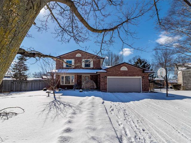10 Sherwood Forest Tr