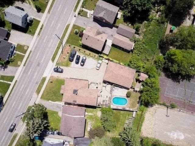 142 Bridgeport Rd E