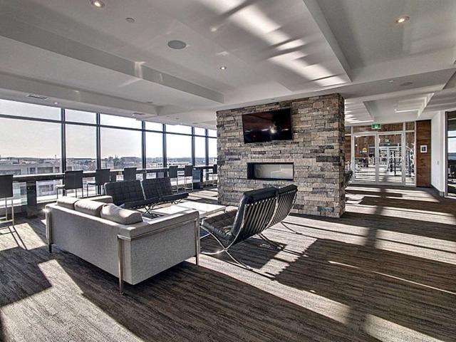 N1103 - 330 Phillip St