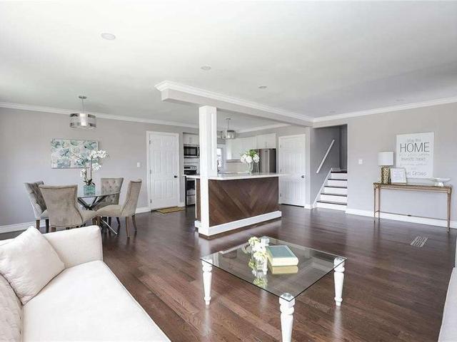5 Cromwell Cres